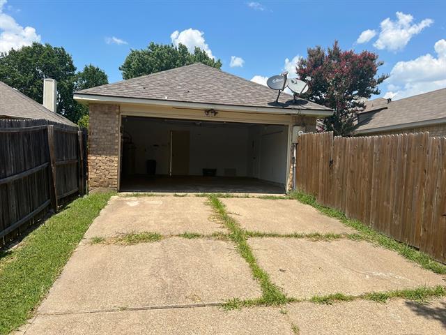 Building Photo - 1718 Doubletree Dr