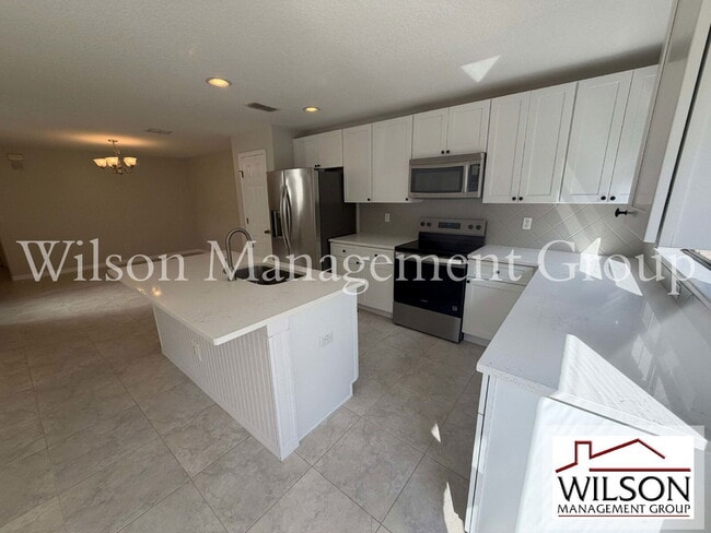 Building Photo - 5210 Windsor Lake Cir