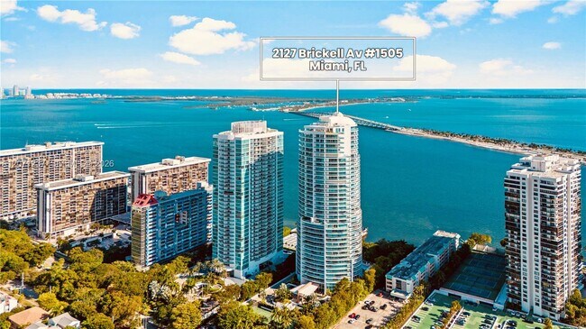 Building Photo - 2127 Brickell Ave
