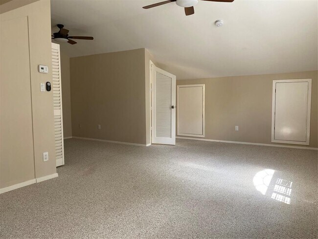 Building Photo - 12625 Memorial Dr