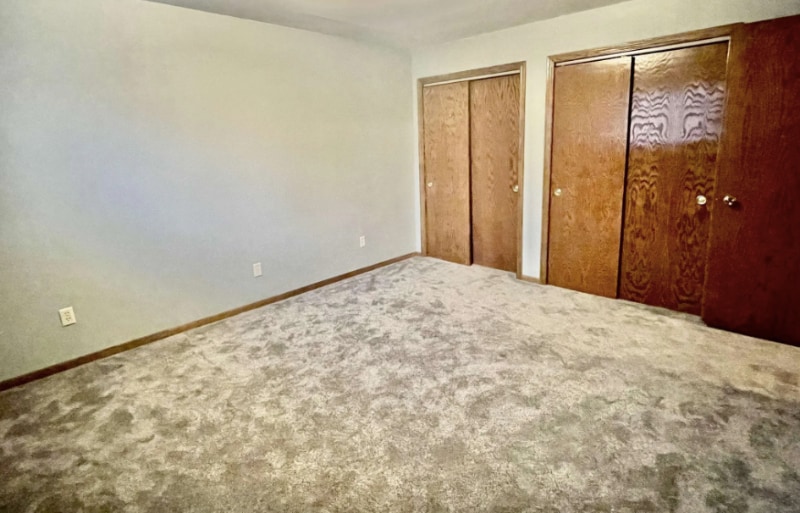 Building Photo - 5910 Thatcher Dr