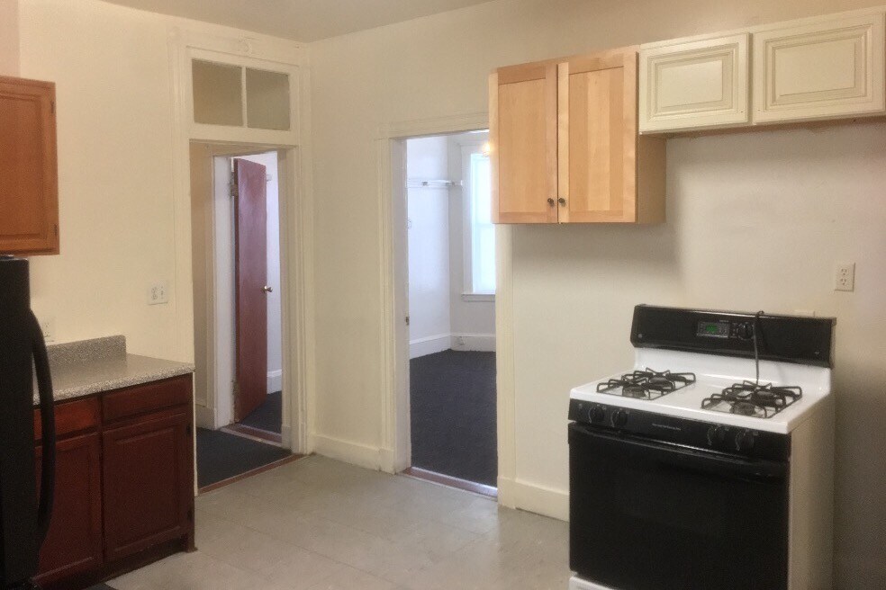 Building Photo - 96 Hancock St