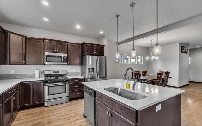 Building Photo - SINGLE FAMILY HOME IN THE FOX TAIL SUBDIVISION (APP#148)