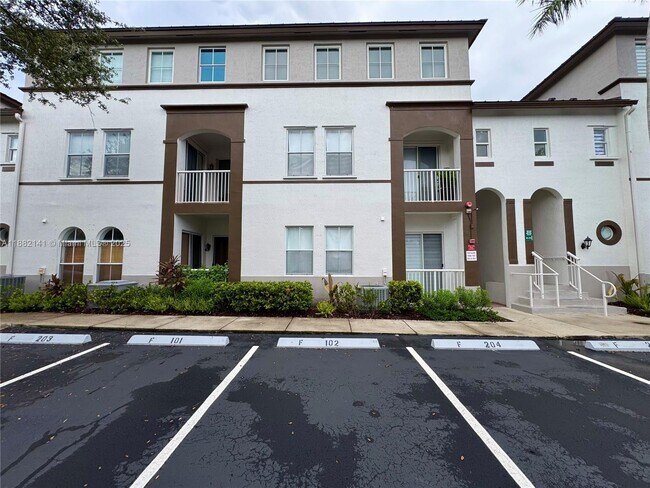 Building Photo - 4351 SW 160th Ave