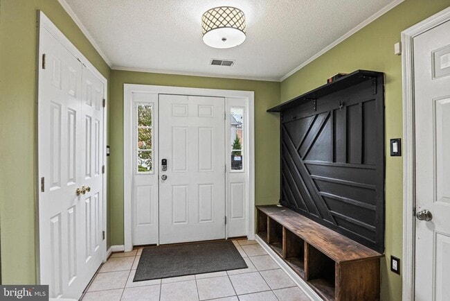 Building Photo - 43515 Blacksmith Square