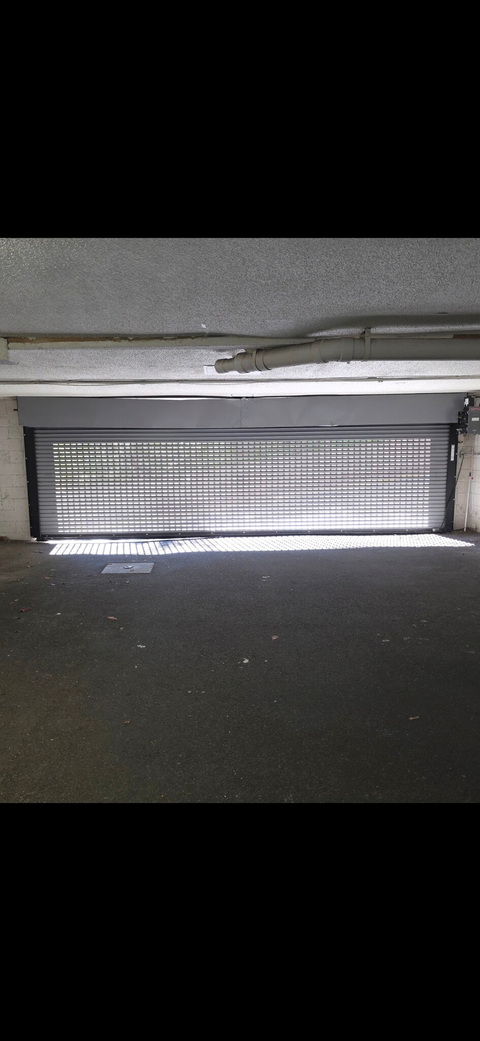 Garage - 3115 Patrick Henry Dr