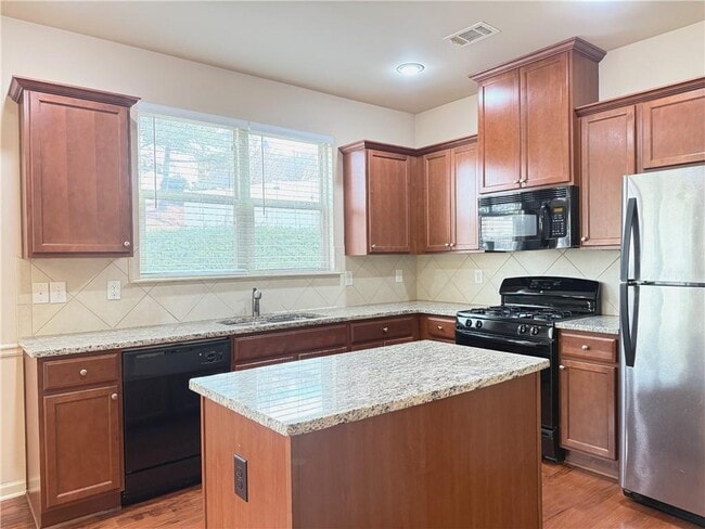 Building Photo - 3391 Sardis Bend Dr