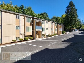 Building Photo - 3618 SW Beaverton Hillsdale Hwy