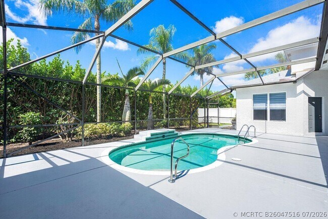Building Photo - 50 Lake Eden Dr