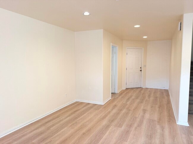 Building Photo - 33411 Campus Ln
