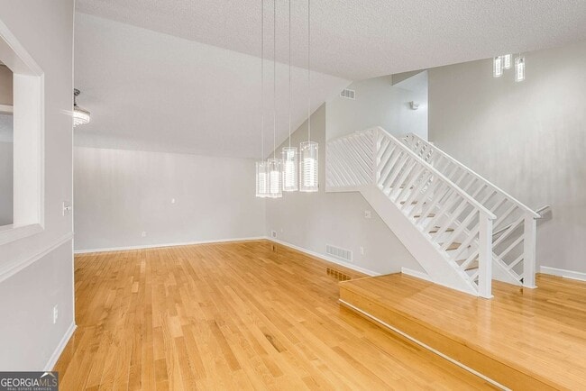 Building Photo - 9745 Loblolly Ln