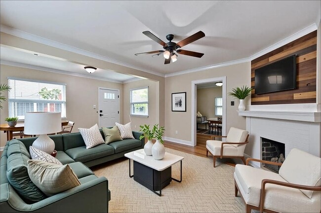 Building Photo - 453 41st Ave S