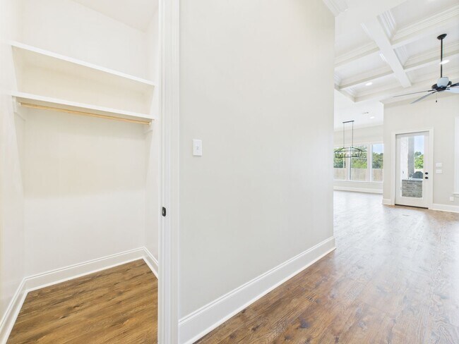 Building Photo - Stunning New Construction 4 Bed 3.5 Bath- ...