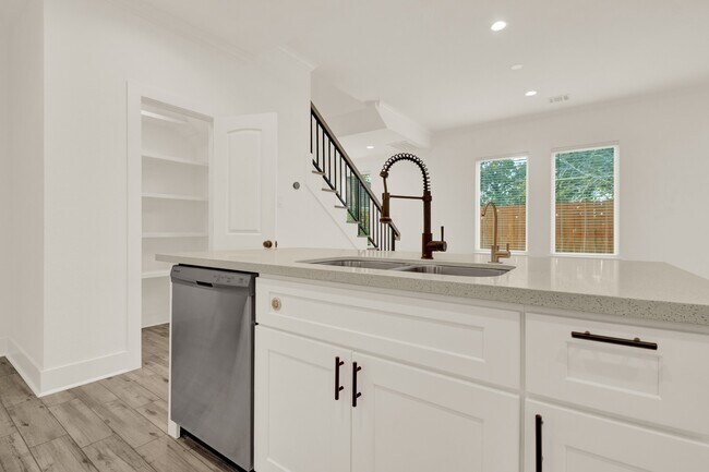 Building Photo - 6635 T C Jester Blvd