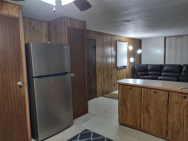 Building Photo - 17307 McIntosh Cir