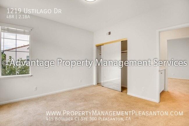 Building Photo - 1219 Ustilago Dr