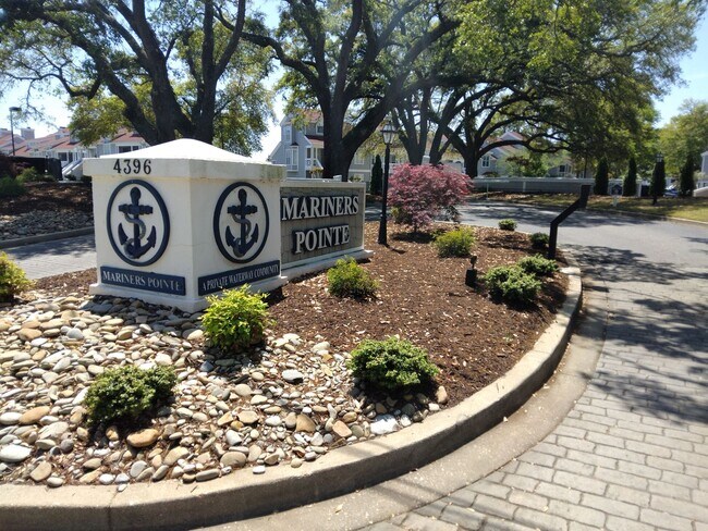 Building Photo - Harbor Front, 2 Bedroom, 2 Bath, Corner Unit at Mariners Pointe in Little River! Available Now!