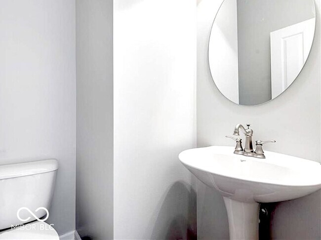 Building Photo - 9008 Rider Dr