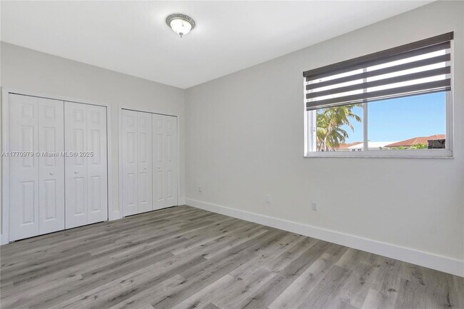 Building Photo - 15638 SW 91st Ln