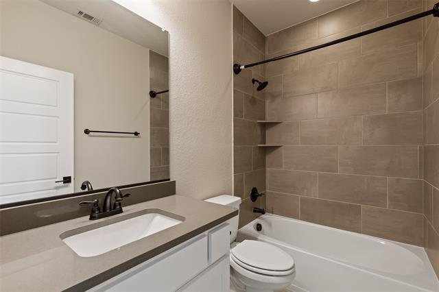 Building Photo - 4200 Porosa Ln