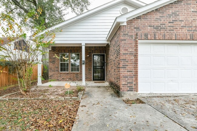 Building Photo - 7024 Eastwood St