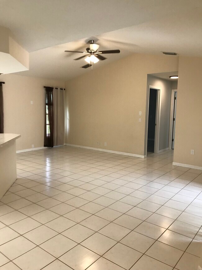 Building Photo - 1491 Oriel Ct