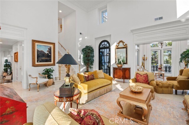 Building Photo - 7 Vista Luci