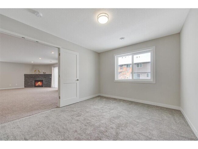 Building Photo - 1731 Riverside Dr