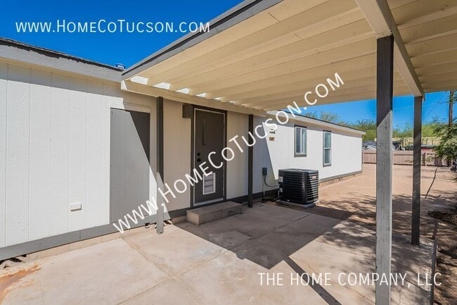 Building Photo - 2628 N Fontana Ave