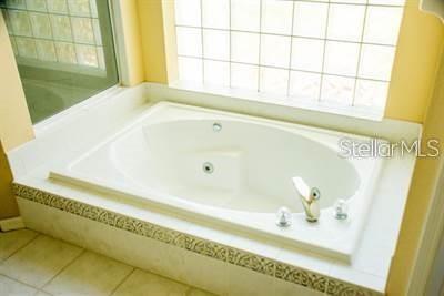 Building Photo - 1220 Maravista Dr