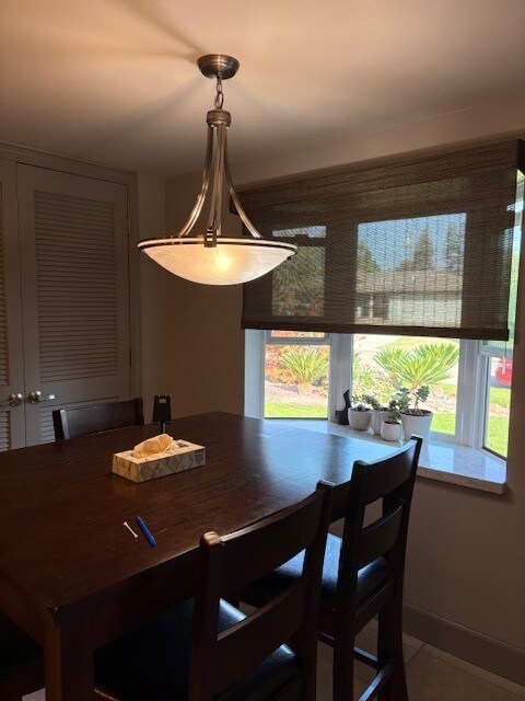 Building Photo - 141 W Twain Ave