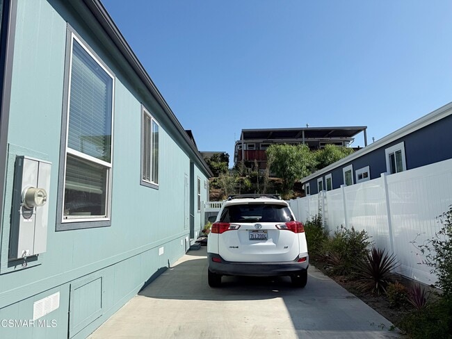 Building Photo - 30473 Mulholland Hwy