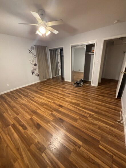 Building Photo - 587 Darlington Ave