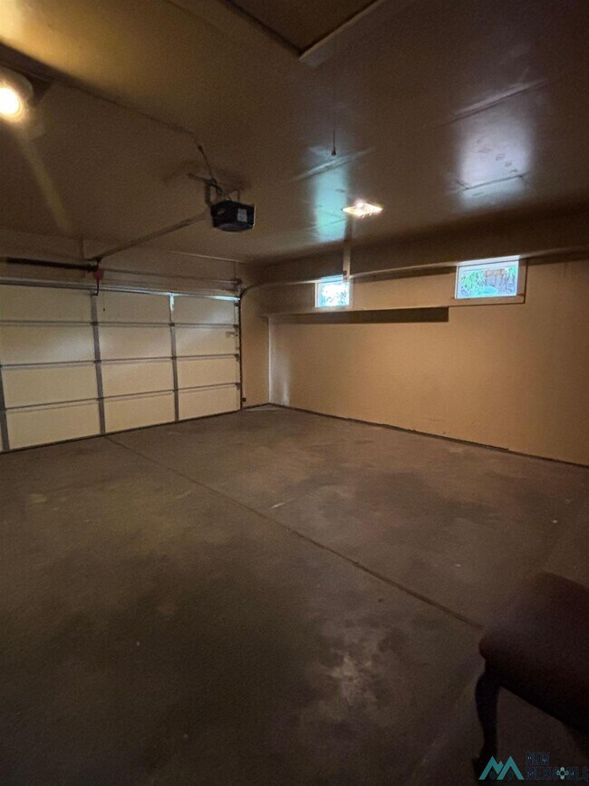 Building Photo - 1420 E 21st St