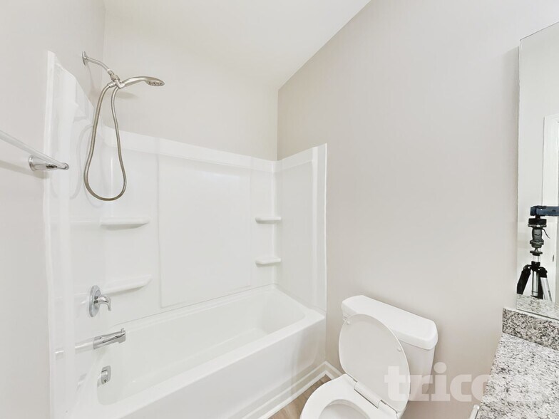 Building Photo - 75 Stratford Dr