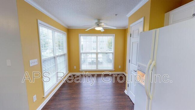 Building Photo - 130 Shallowford Reserve Dr