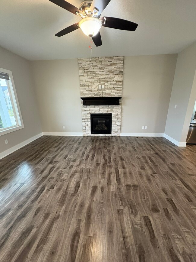 Building Photo - 16314 Springbrook Trl