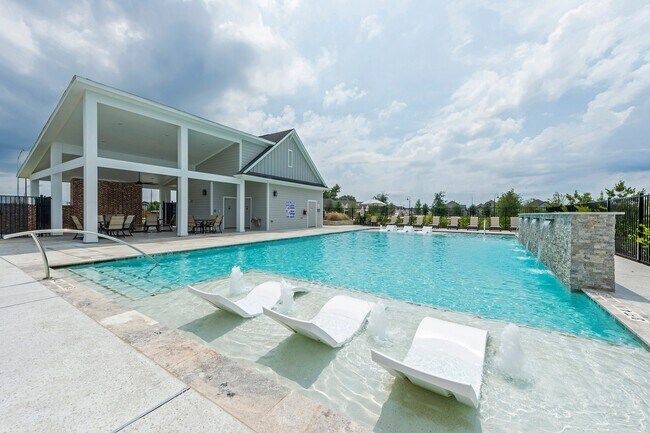 Building Photo - 16039 Emerald Thistle Ln