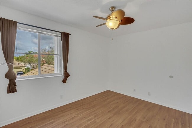 Building Photo - 659 Vista Meadows Dr