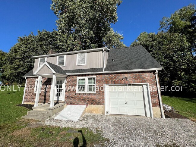 Building Photo - 107 Crest Rd