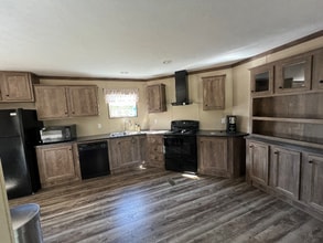 Building Photo - 4971 Old Boonesboro Rd