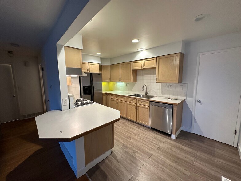 Building Photo - 3212 NW 65th St