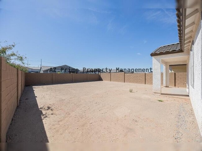 Building Photo - 12503 W Pkwy Ln