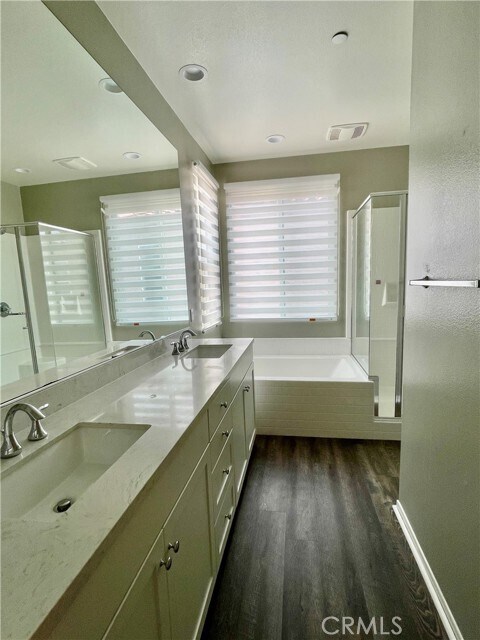 Building Photo - 30589 Ticonderoga Ct