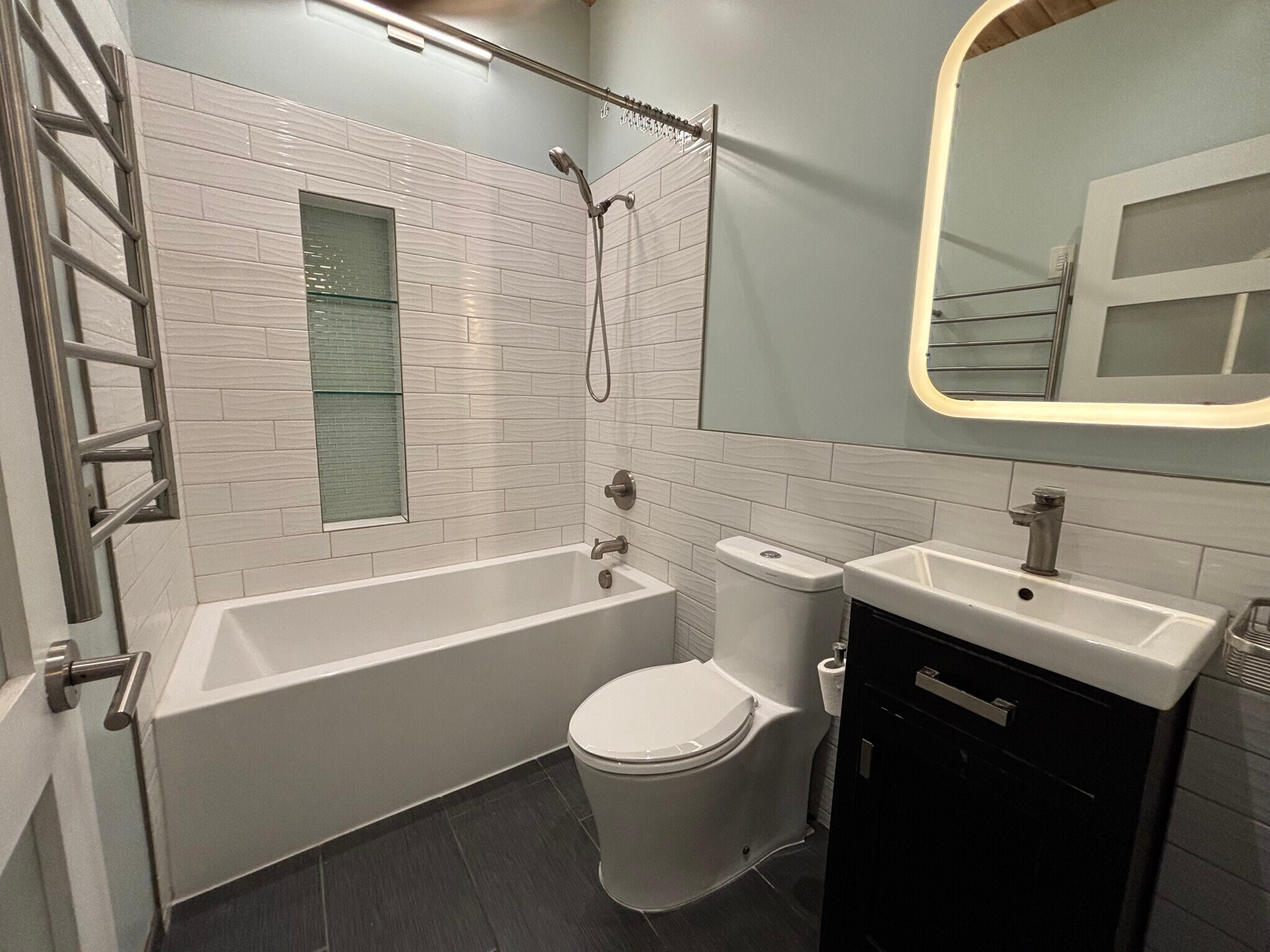 Updated bathroom - 3323 Windolph Loop NW