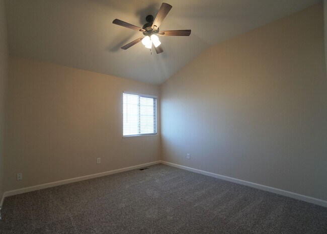 Building Photo - 2995 Frazier Ln