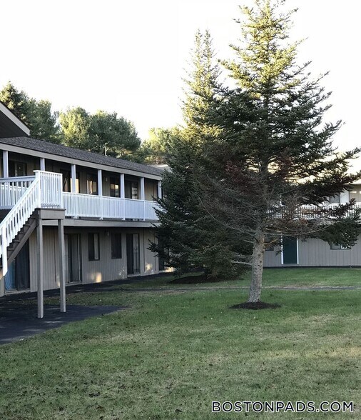 Building Photo - 5 Town Beach Rd