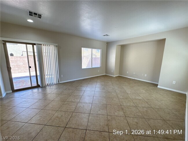 Building Photo - 6854 N Inca Jay Ct