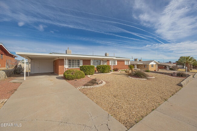 Building Photo - 3913 Titanic Ave