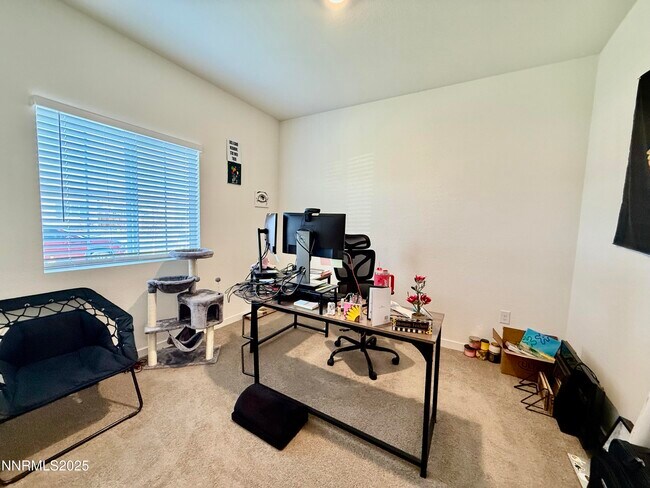 Building Photo - 1154 Alder Dr